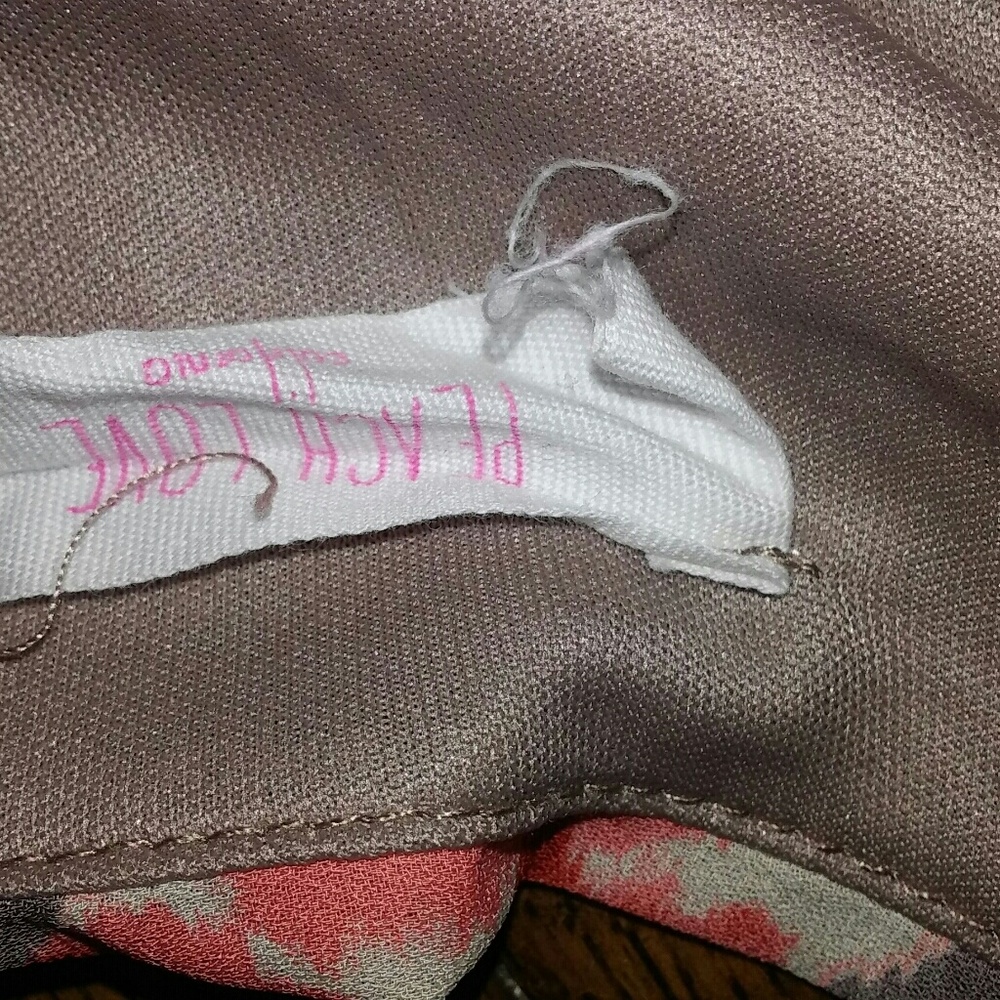 Blouse - Picture 2 of 3